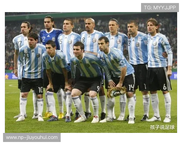 足球掷圣杯传奇:一场绿茵场上的奇幻冒险与荣耀之争 足球掷圣杯传奇:一场绿茵场上的奇幻冒险与荣耀之争